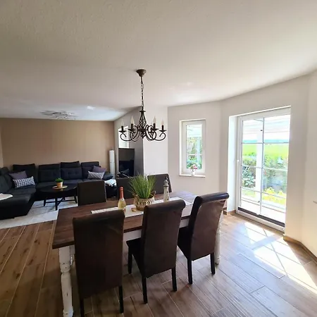 Haffliebe Mit Sauna Und Kamin Сasa de vacaciones Rakow